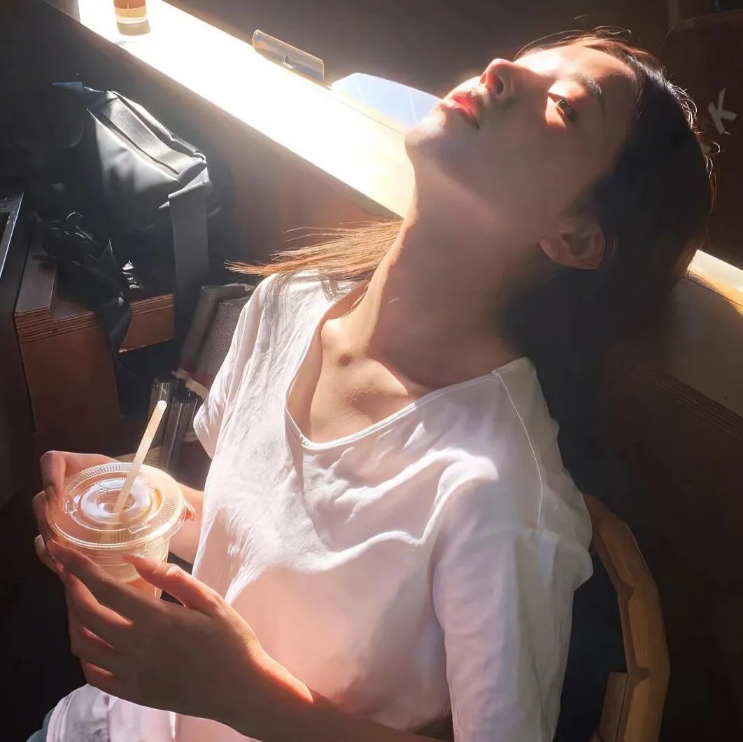 鹿儿岛春晓 海报